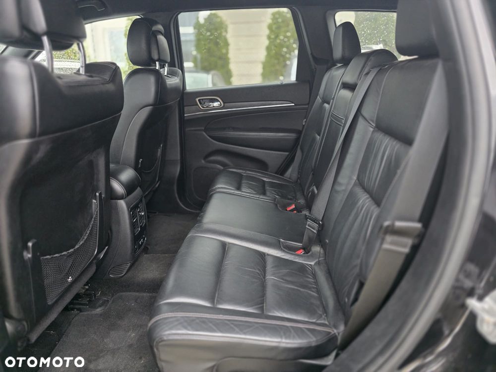 Jeep Grand Cherokee - 11