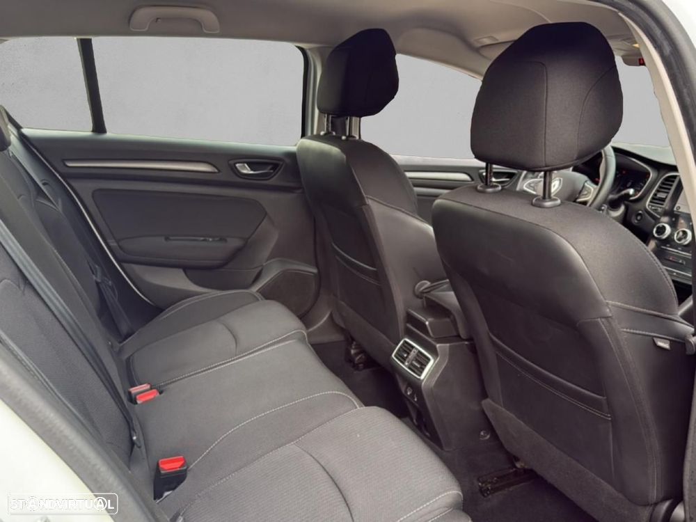 Renault Mégane Sport Tourer 1.5 dCi GT Line - 21