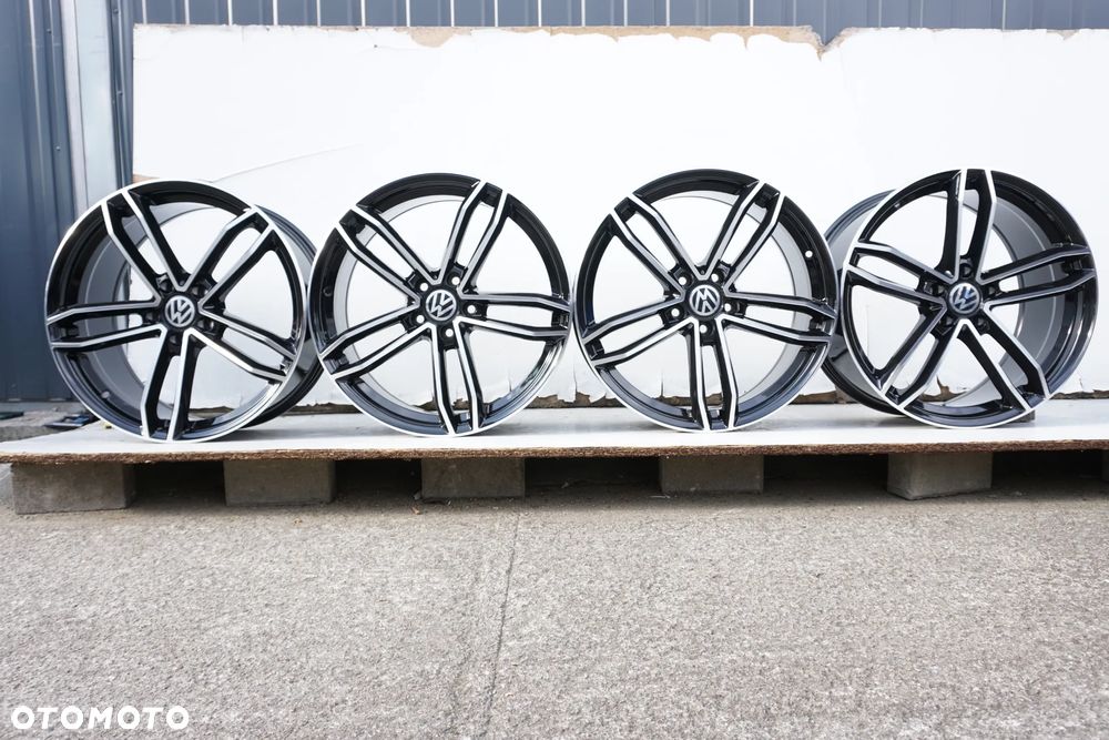 5x112 19 8,5J et45 VW stan bdb - 4