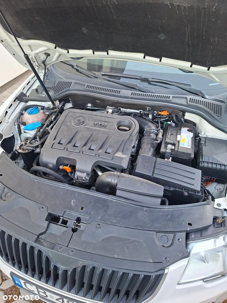 Skoda Superb 2.0 TDI Business - 14