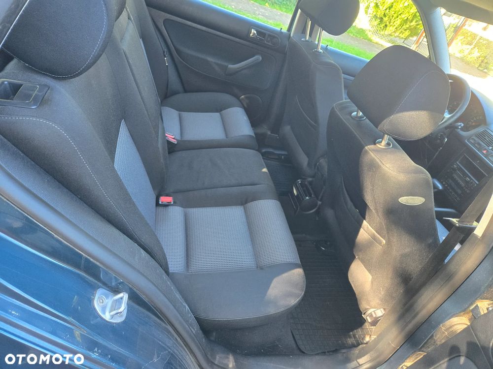 Volkswagen Golf - 14