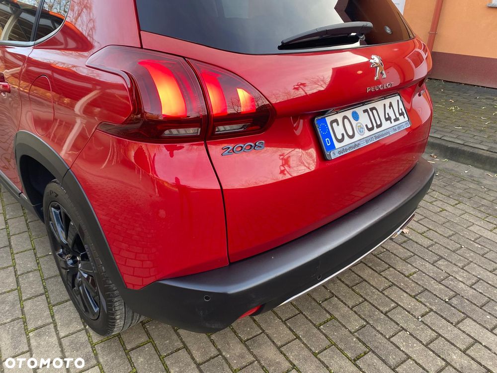 Peugeot 2008 1.2 PureTech GT Line S&S - 12