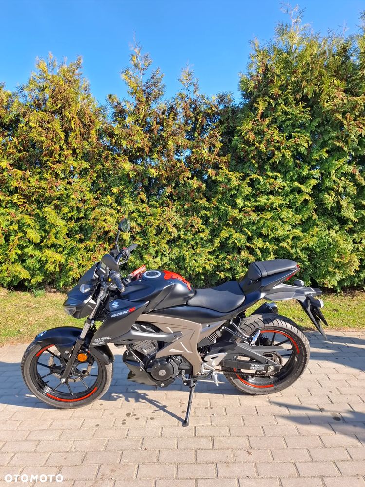 Suzuki GSX - 1