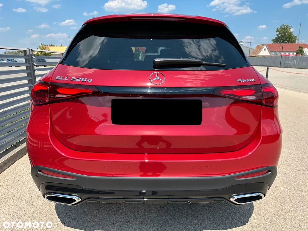 Mercedes-Benz GLC - 6