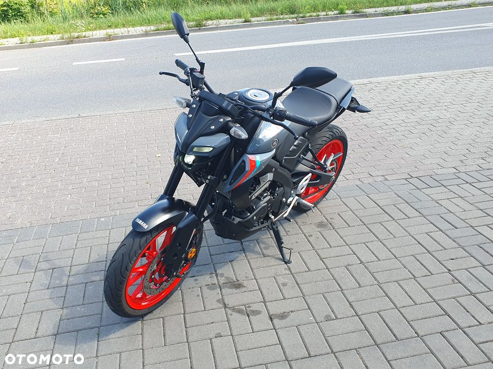 Yamaha MT - 21