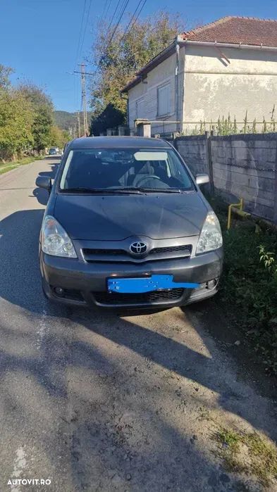 Toyota Corolla Verso - 1