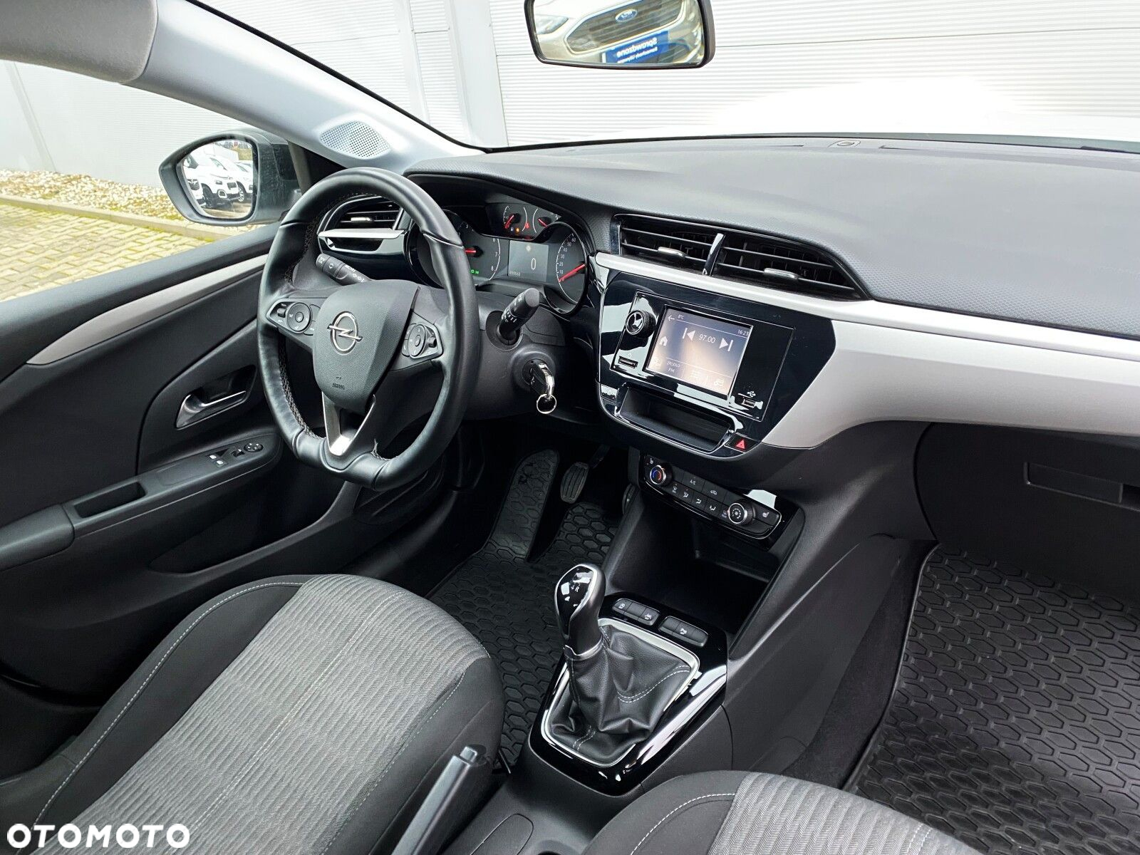 Opel Corsa 1.2 Edition S&S - 26