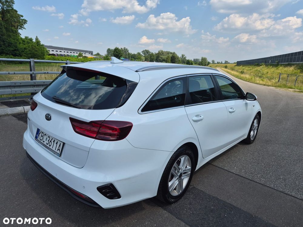 Kia Ceed 1.6 CRDi Platinum Edition - 10