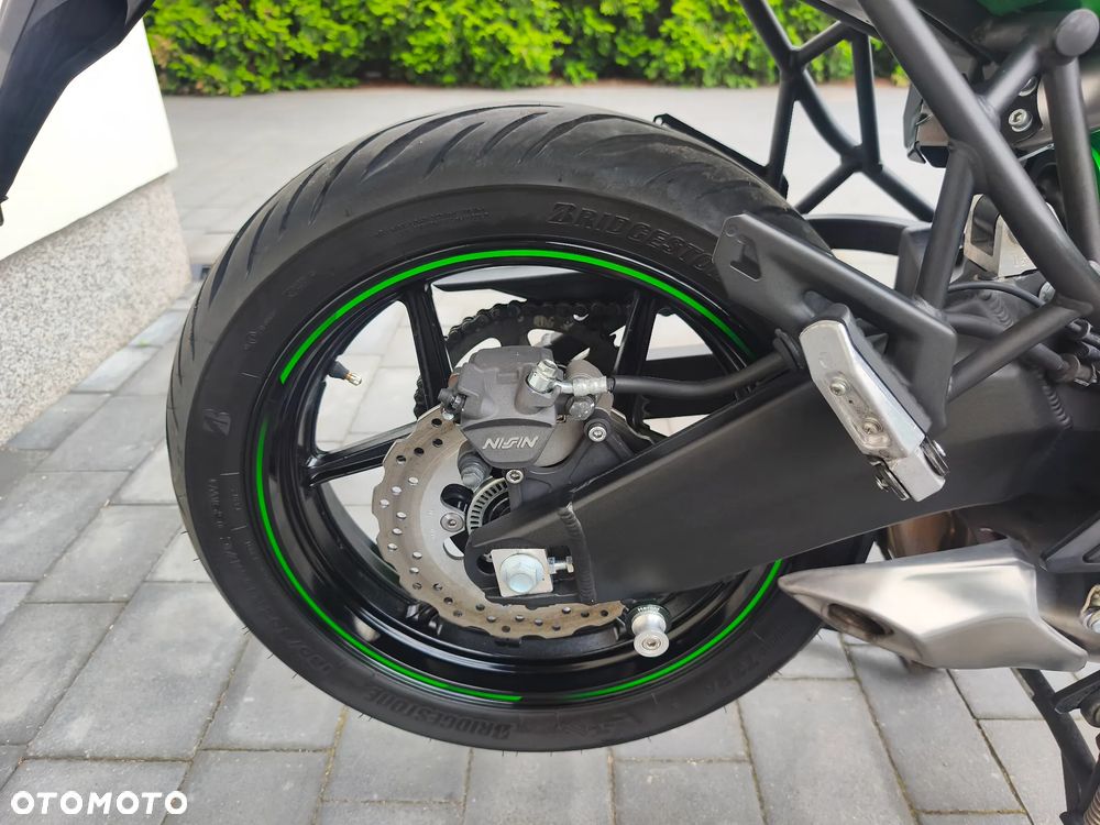 Kawasaki Versys 650 - 16