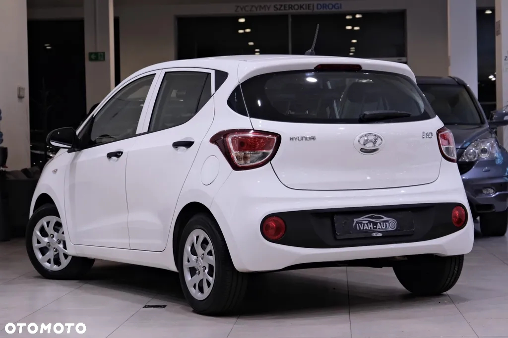 Hyundai i10 1.0 - 7