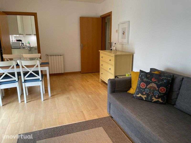 T1 - Cacilhas - Centro Almada - Grande imagem: 5/12