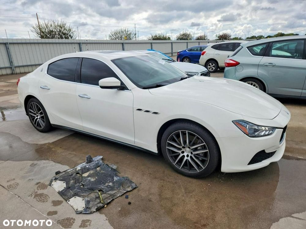 Maserati Ghibli - 4