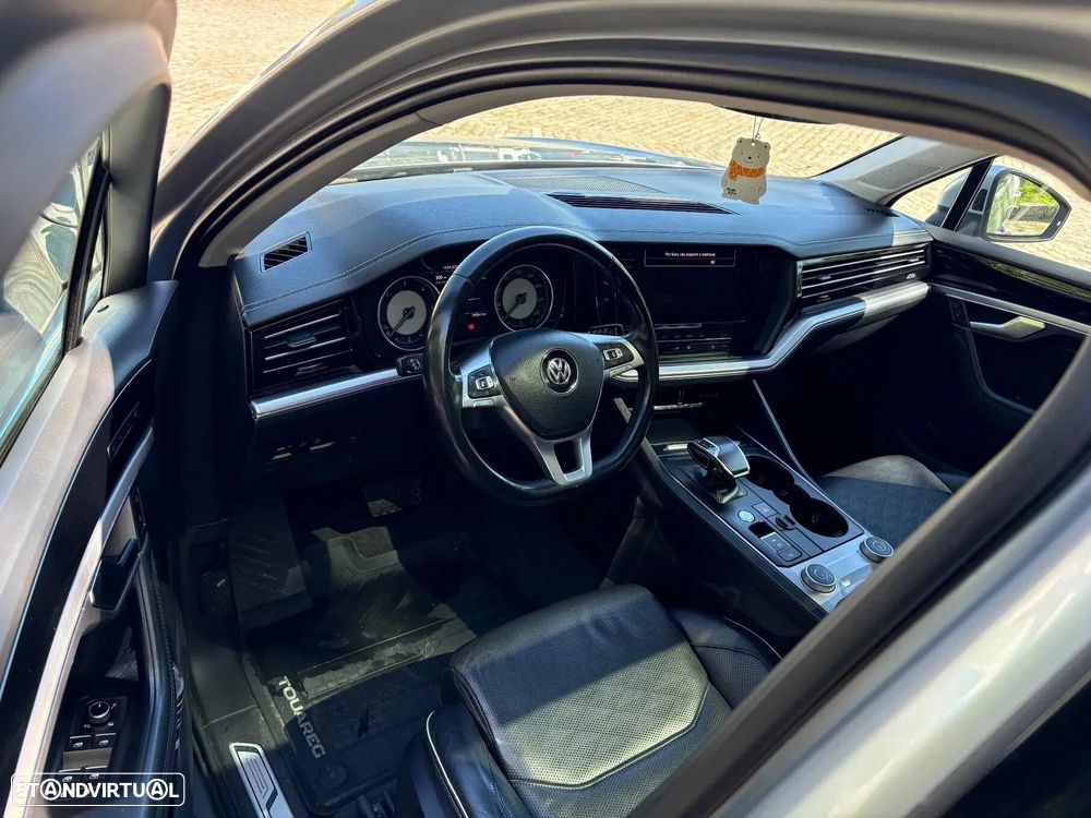 VW Touareg 3.0 TDI V6 Elegance Plus - 5