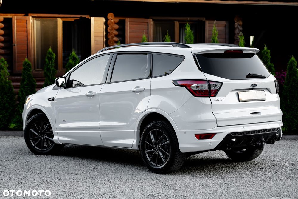 Ford Kuga 2.0 TDCi 4x4 ST-Line - 14