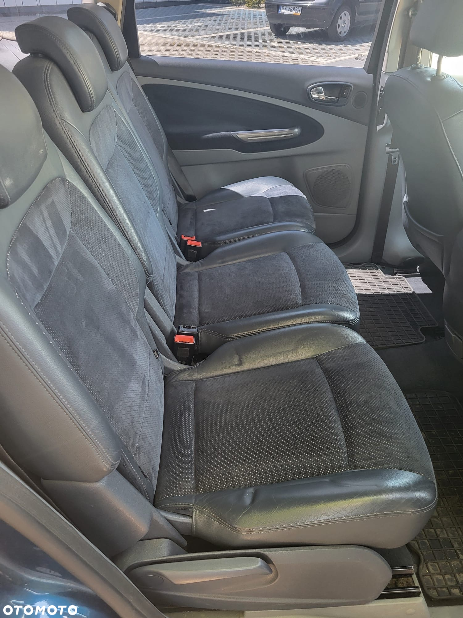 Ford S-Max - 19