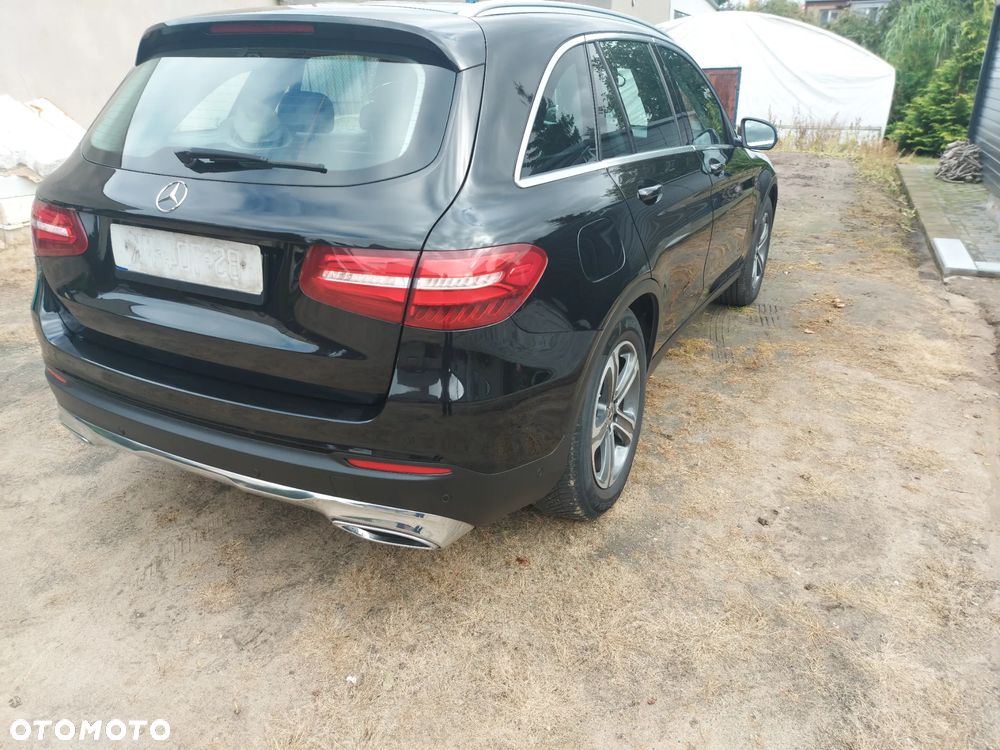 Mercedes-Benz GLC 220 d 4Matic 9G-TRONIC - 22