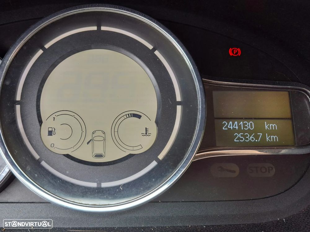 Renault Mégane Coupe 1.5 dCi Bose Edition SS - 5