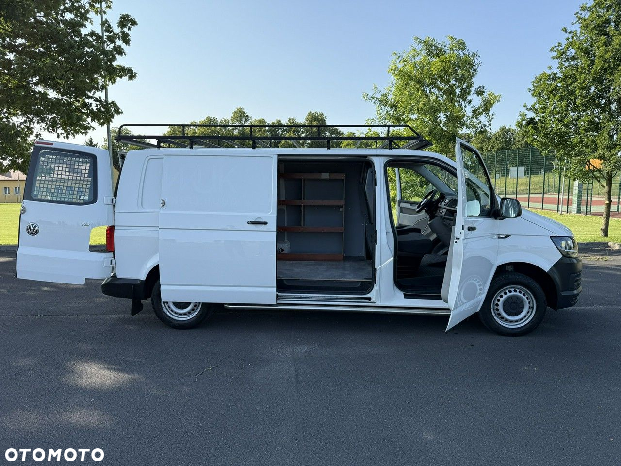 Volkswagen Transporter - 10