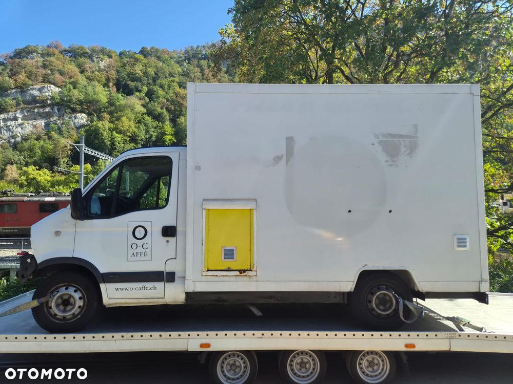 Renault Master Foodtruck - 3