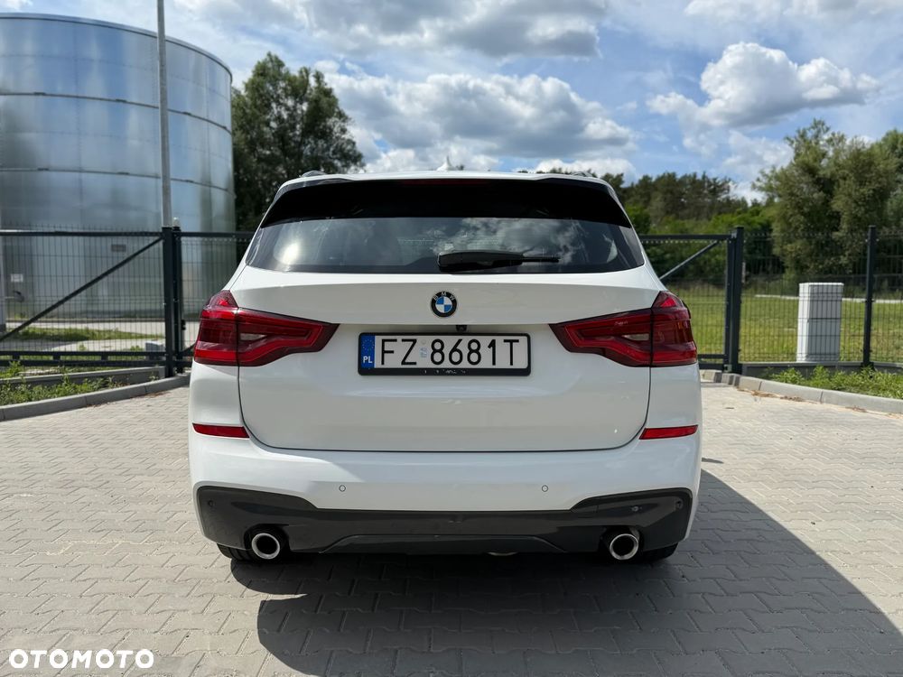 BMW X3 xDrive20d mHEV - 9