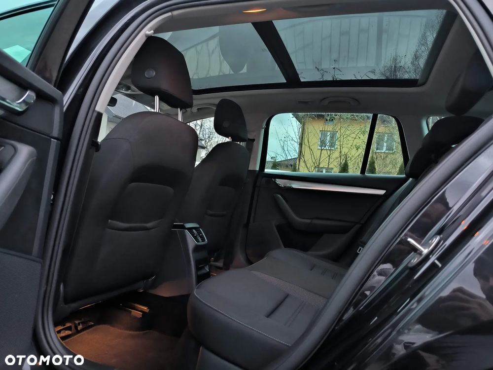 Skoda Octavia 1.6 TDI DSG Premium Edition - 15