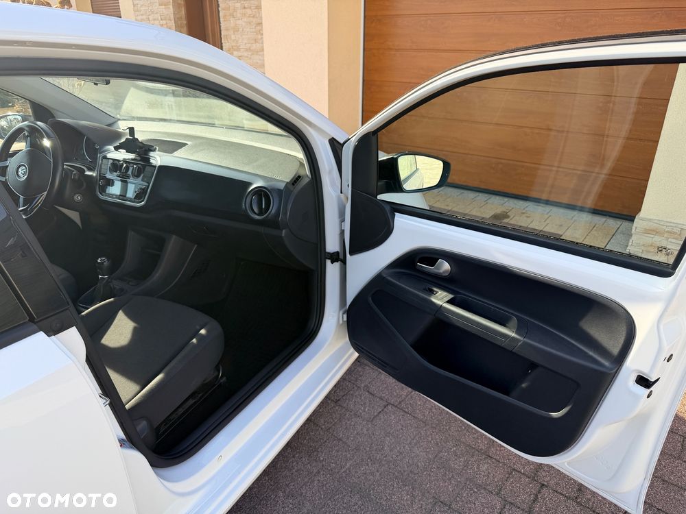 Volkswagen up! 1.0 move - 28