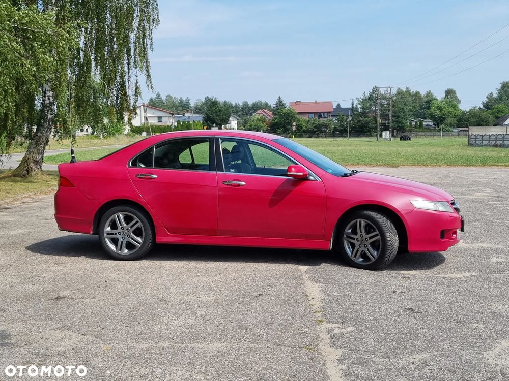Honda Accord 2.0 Sport - 8