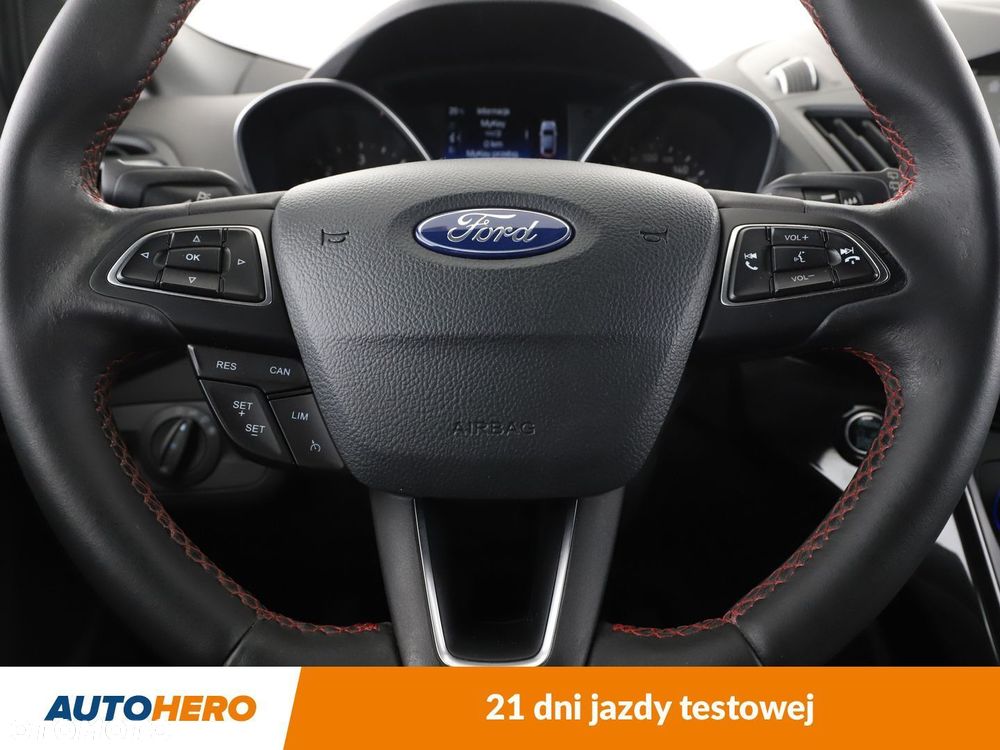 Ford Kuga - 18