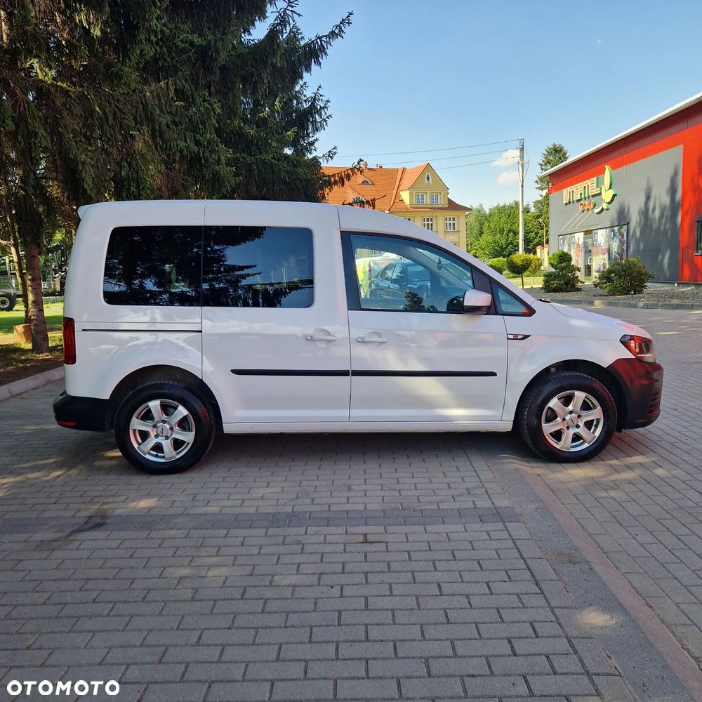 Volkswagen Caddy 2.0 TDI Comfortline - 17