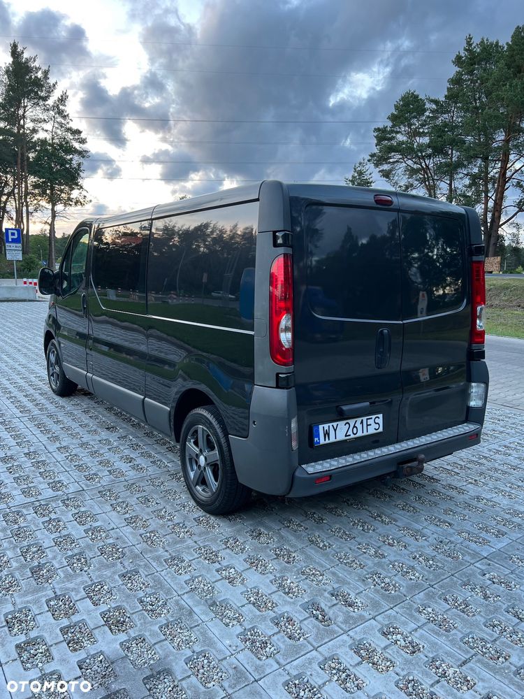 Opel Vivaro - 2
