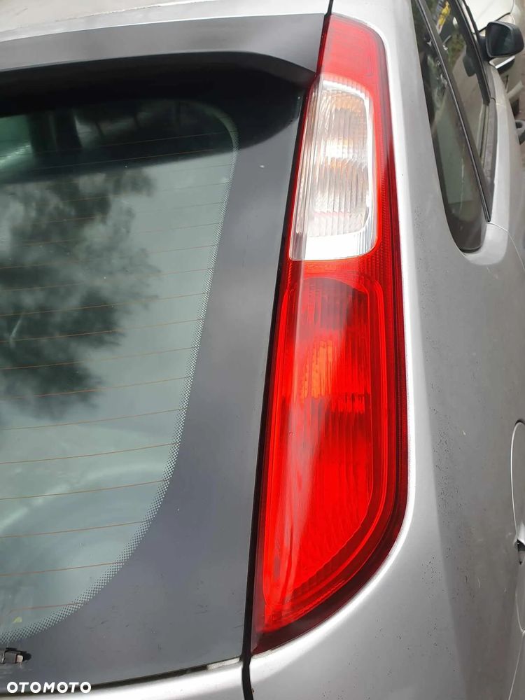 Ford Focus Mk2 Hb Lampy tylne lewa, prawa - 2