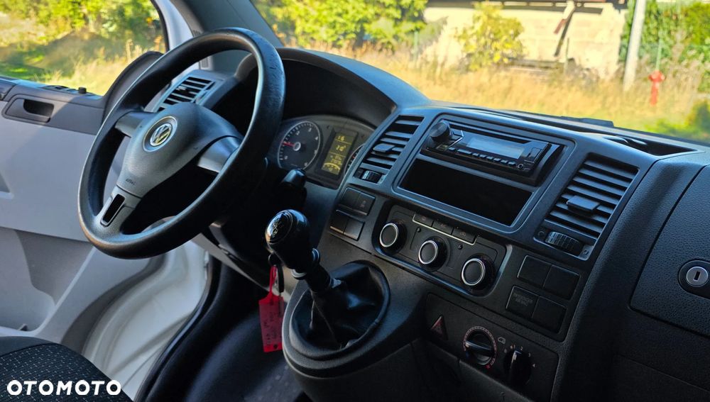 Volkswagen Transporter L2H1 - 14