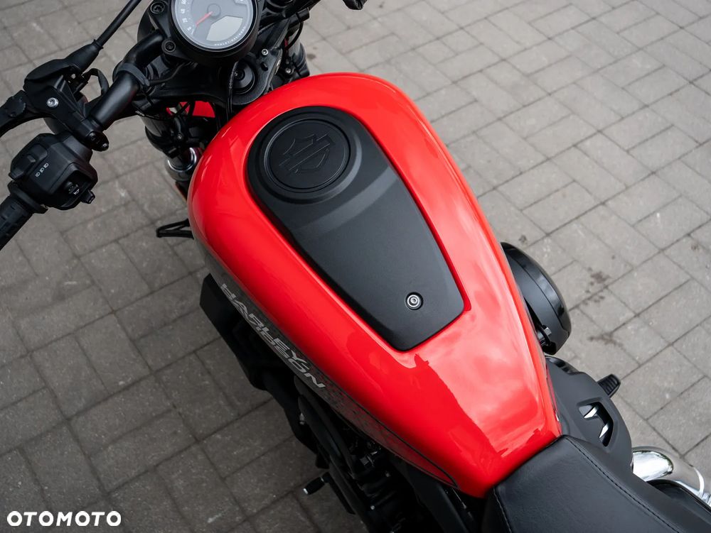 Harley-Davidson Sportster Nightster 975 - 9