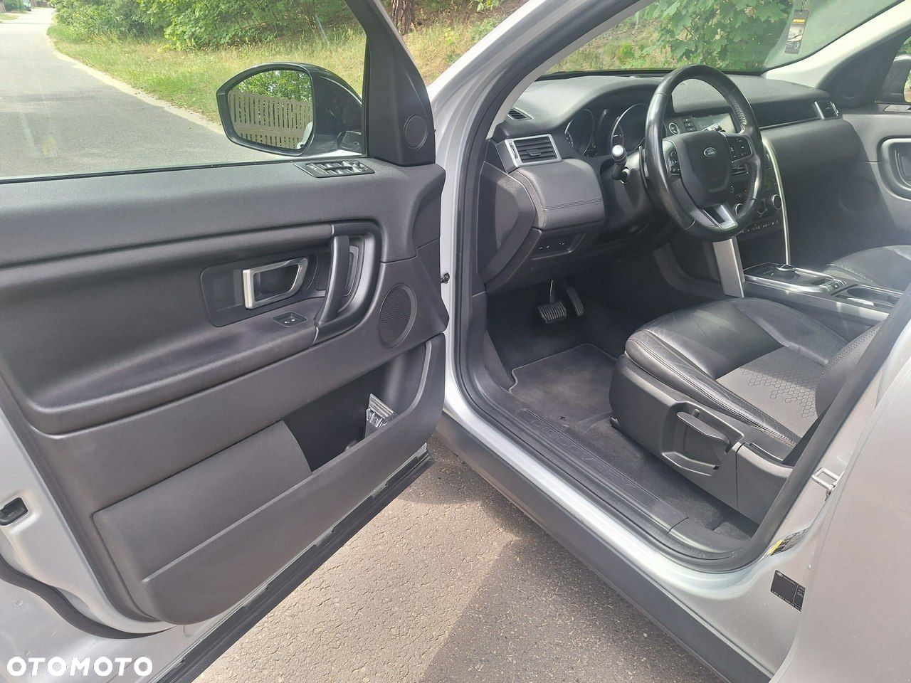 Land Rover Discovery Sport - 9