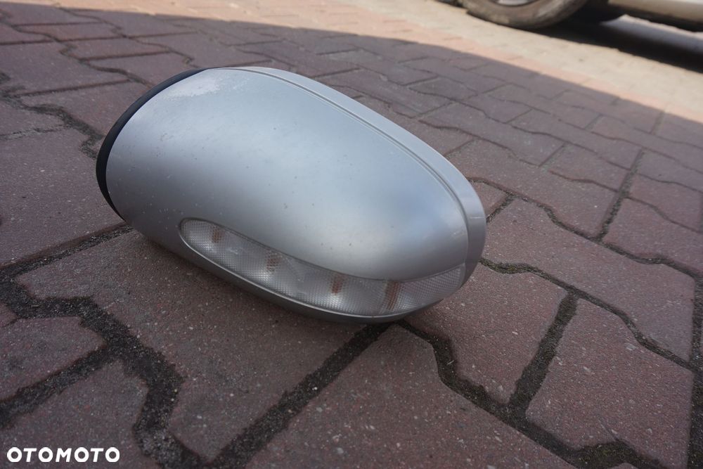 LUSTERKO ELEKTRYCZNE LEWE C-KLASA W203 744 A2038104576 SREBRNY MERCEDES 2000-2007 - 1