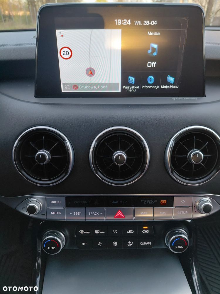 Kia Stinger 3.3 T-GDI AWD GT - 14