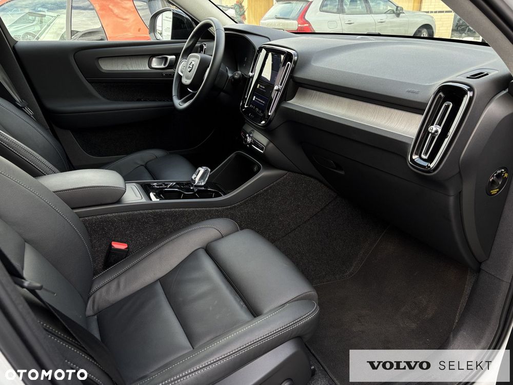 Volvo XC 40 - 11