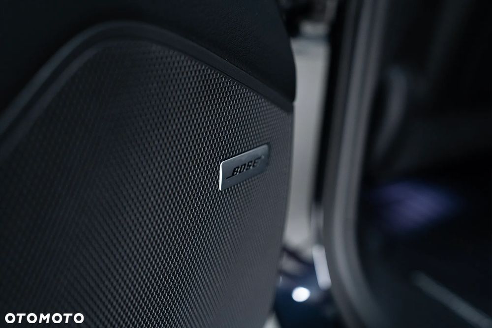 Porsche Cayenne Platinum Edition - 31