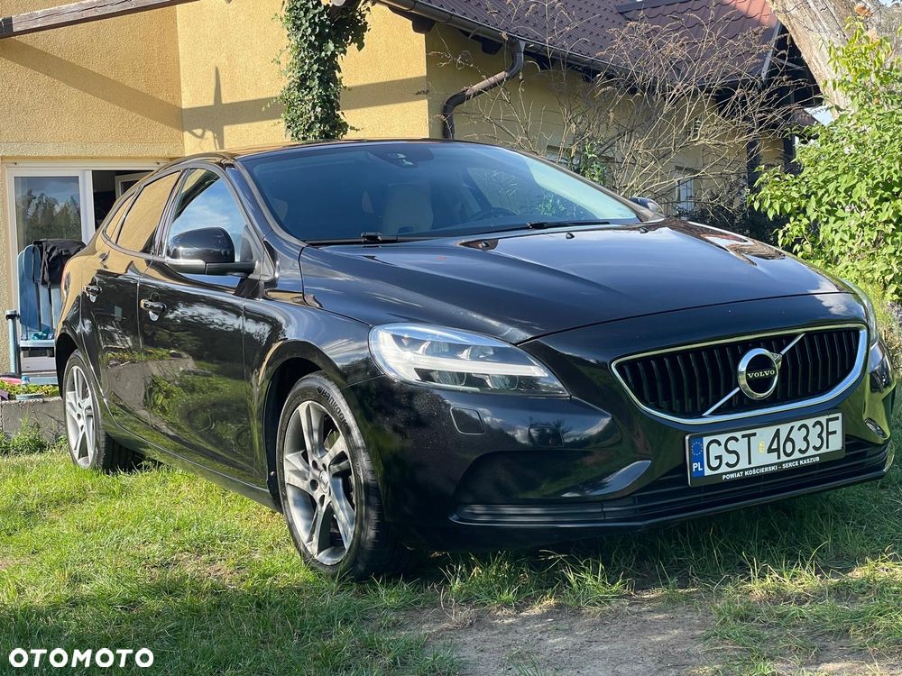 Volvo V40 D2 Drive-E R-Design Momentum - 2