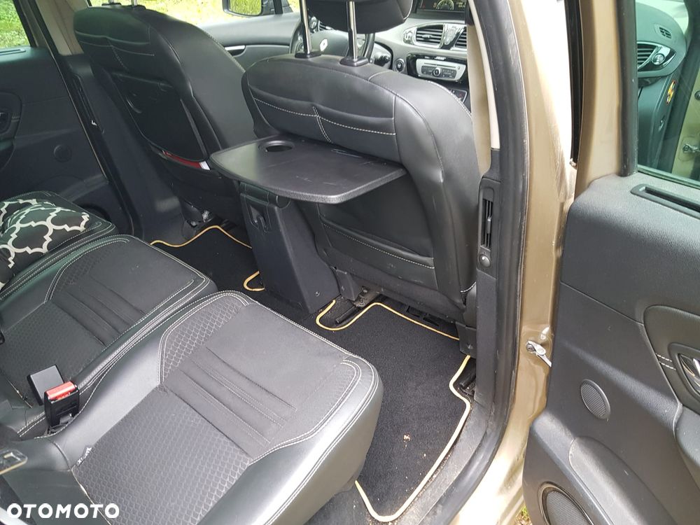 Renault Scenic 1.5 dCi Bose - 10
