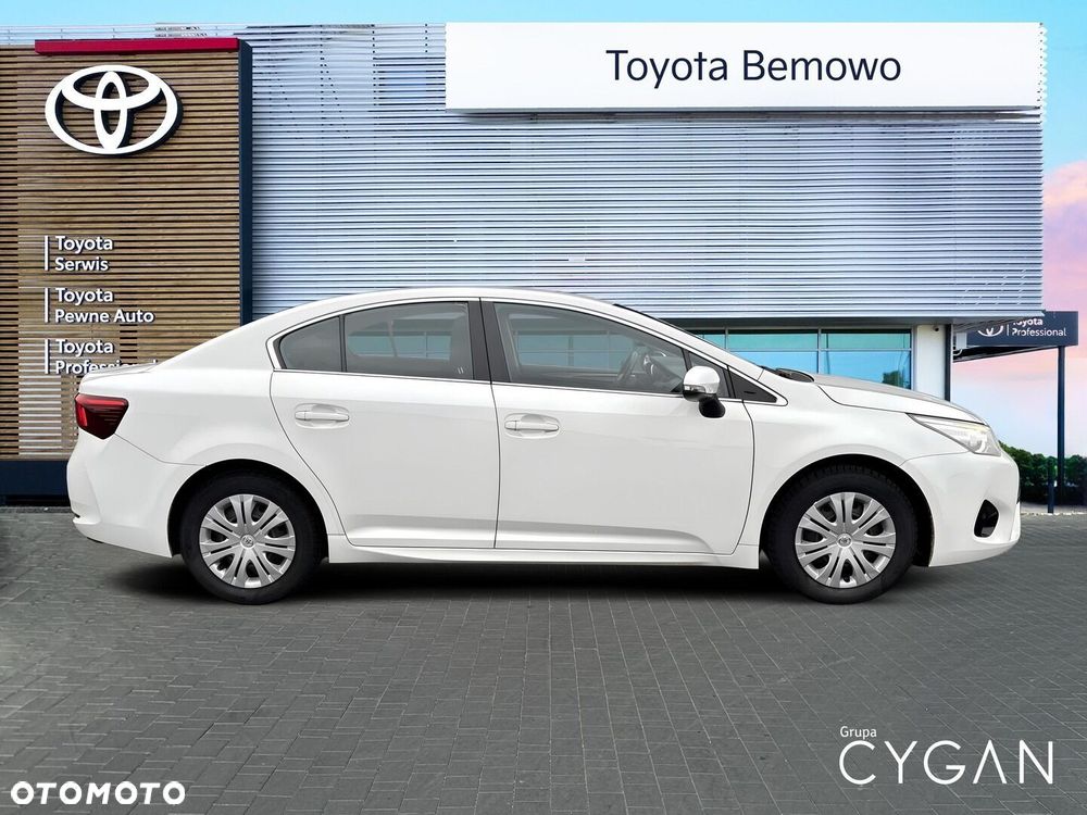 Toyota Avensis 1.8 Active - 6