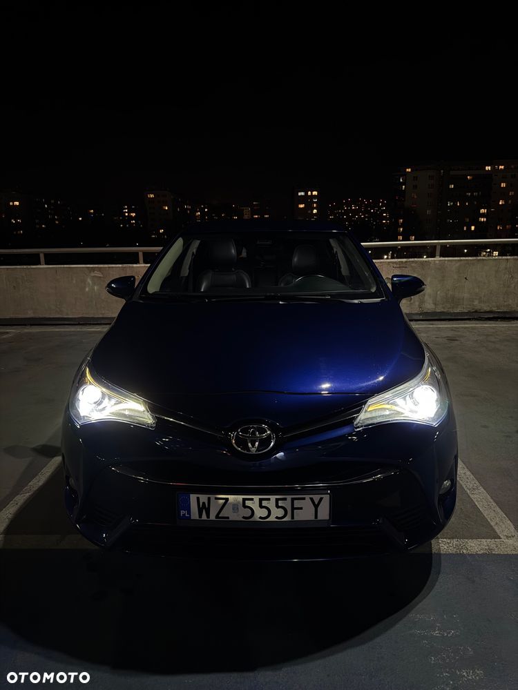 Toyota Avensis 1.8 Prestige MS - 9
