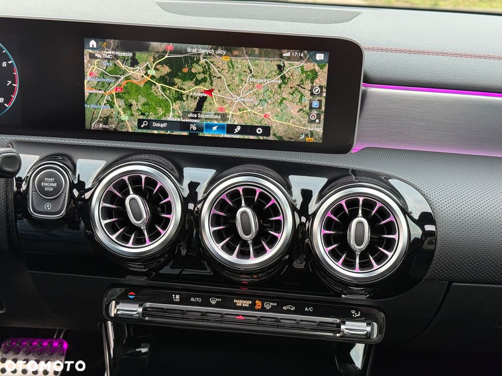 Mercedes-Benz CLA 200 AMG Line 7G-DCT - 20