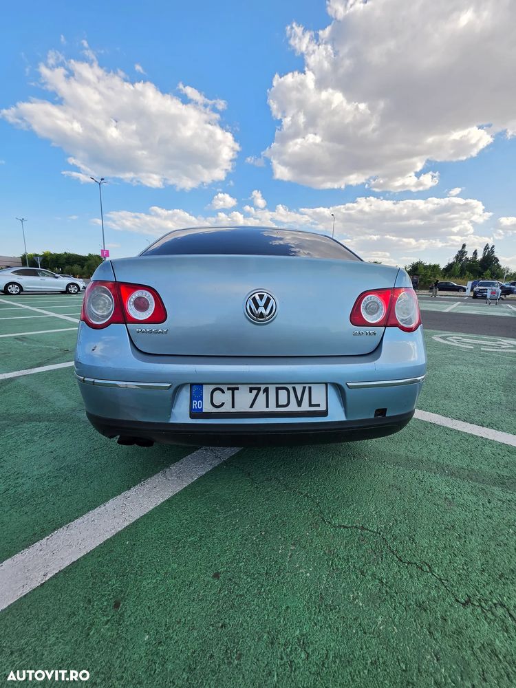 Volkswagen Passat 2.0TDI Highline DPF - 3