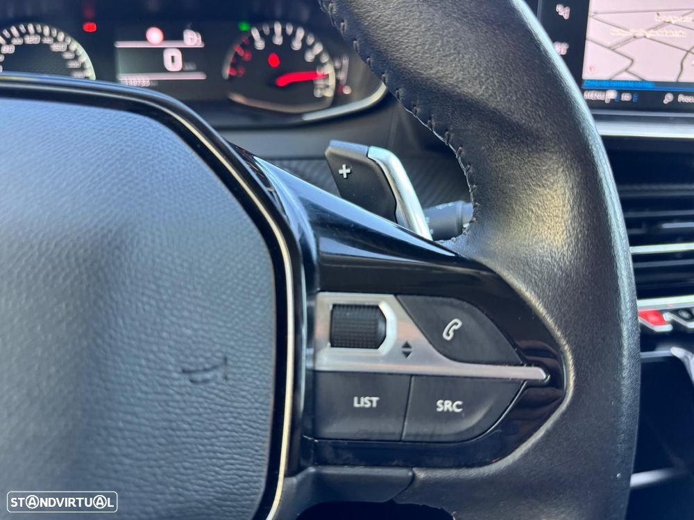 Peugeot 2008 1.2 PureTech Active Pack EAT8 - 28