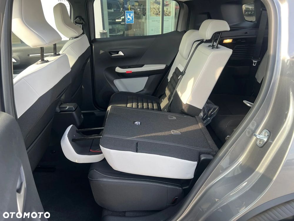Citroën C3 Aircross 1.2 mHEV Plus S&S eDCT6 - 18