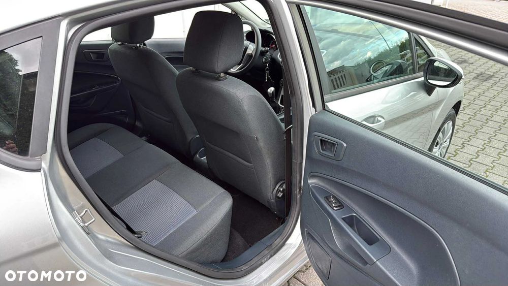 Ford Fiesta 1.25 Champions Edition - 9