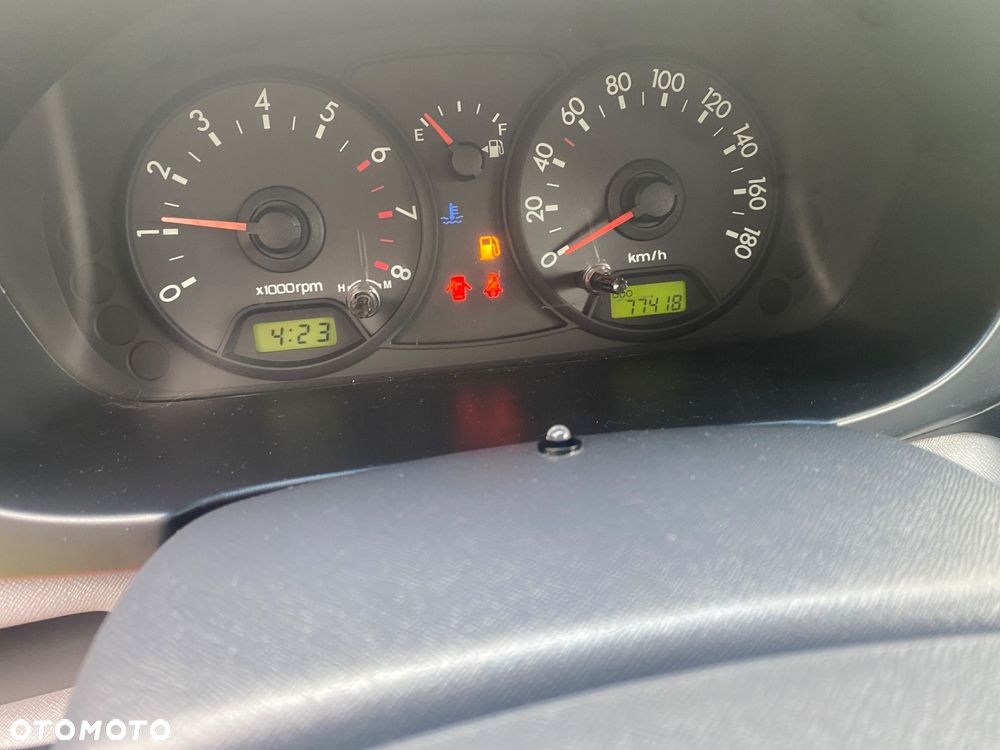 Kia Picanto - 8