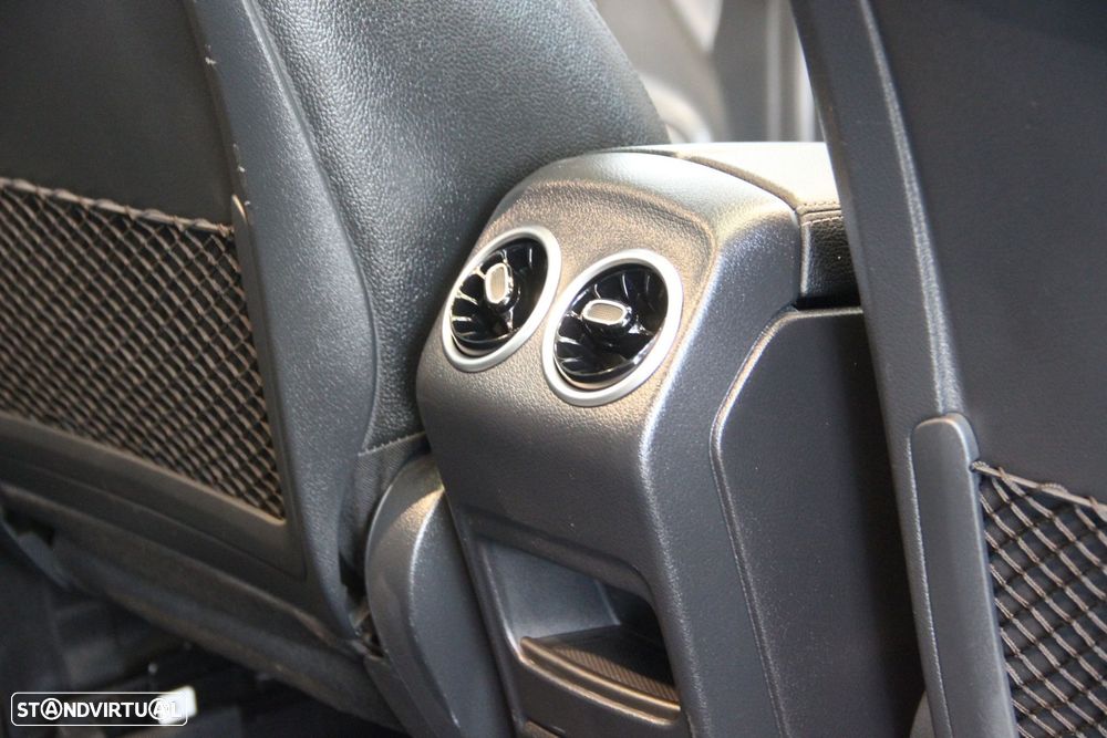 Mercedes-Benz GLA 250 e Progressive - 24