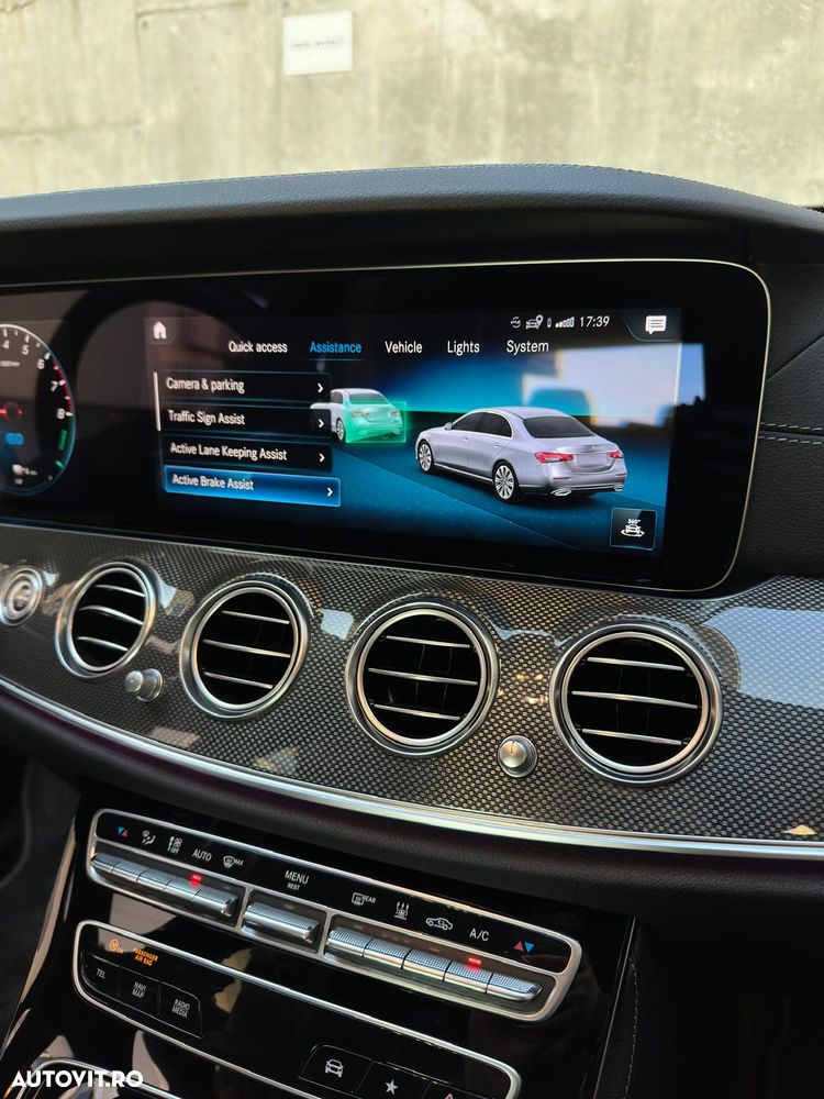 Mercedes-Benz E 300 4MATIC 9G-TRONIC AMG Line - 21